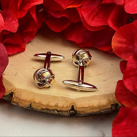 ‘Tying the Knot’ Silver and Gold Knotted Cufflinks - Picture 10 of 16
